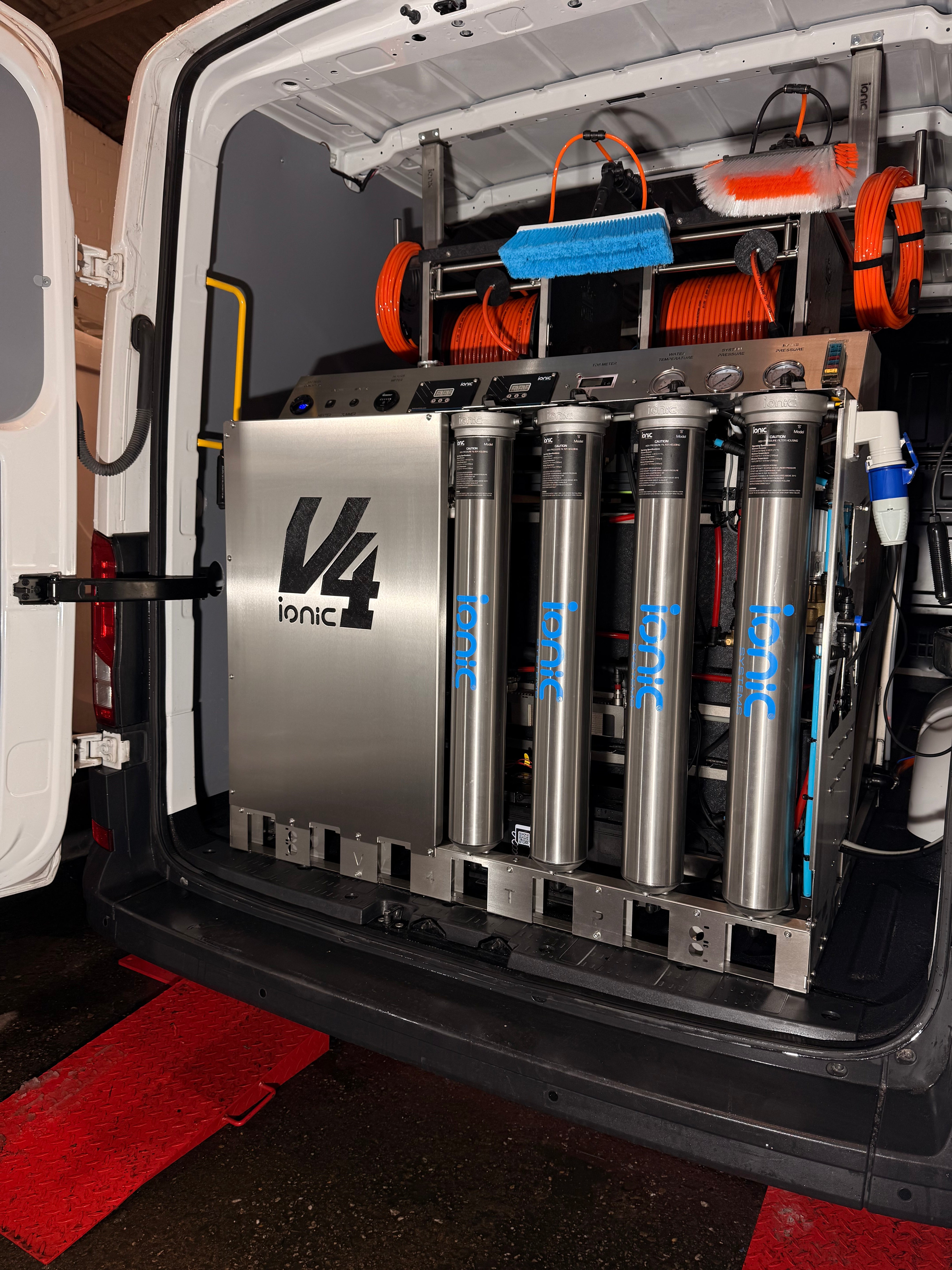 V4 ThermoPure™ – Profi-Osmoseanlage mit Heißwasserfunktion