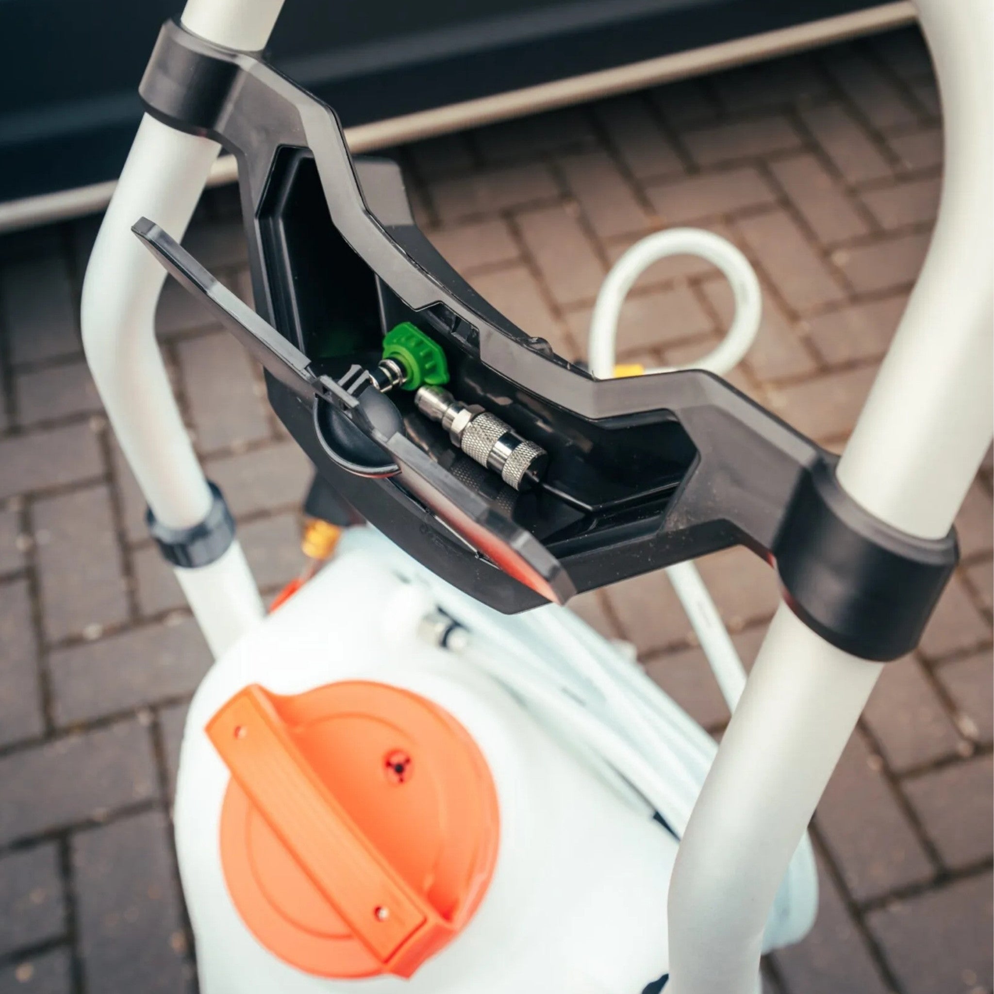 OSA PowerSprayer Pro X – Elektrischer Profi-Sprayer für Dach-, Fassaden- & Pflasterreinigung