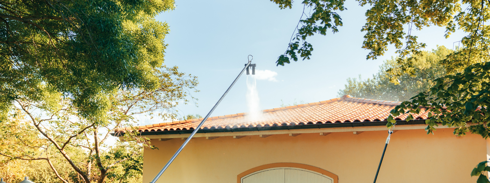 Roof Wand – Profi Dachreinigung vom Boden aus