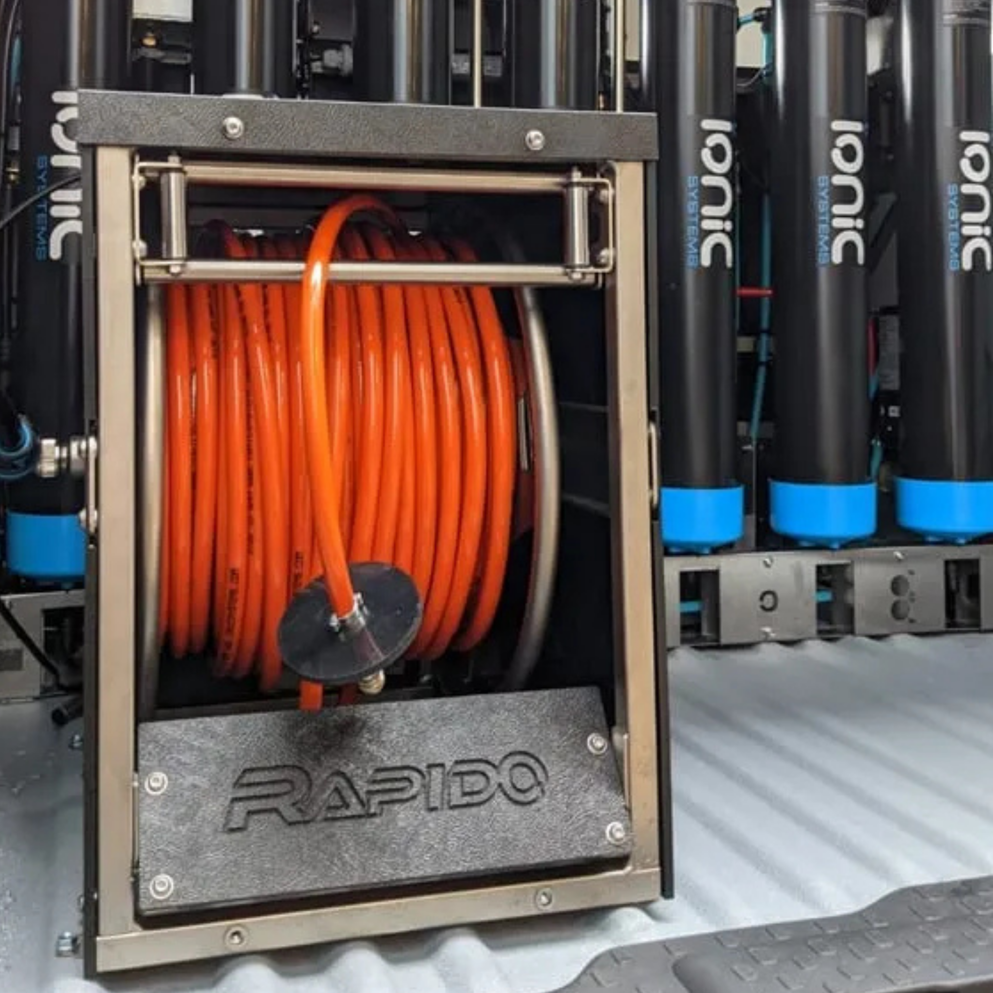 IONIC RAPIDO™ – Elektrischer Schlauchaufroller (schlauch separat bestellen)